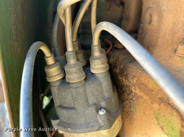 image for item DP5915 John Deere 4020 tractor