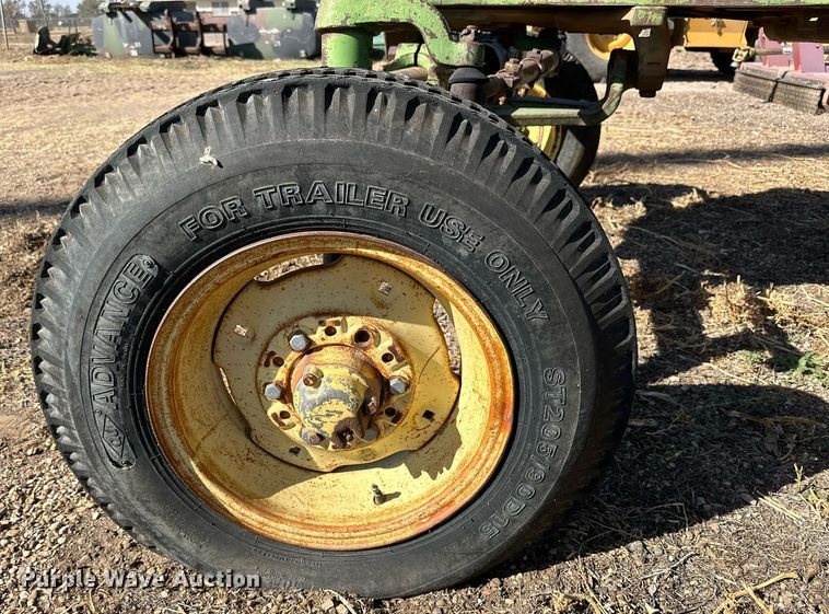 image for item DP5915 John Deere 4020 tractor