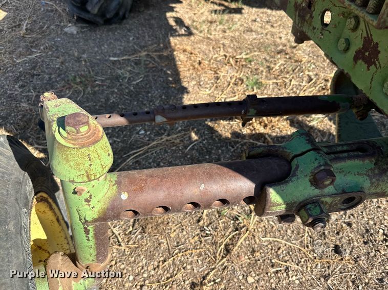 image for item DP5915 John Deere 4020 tractor