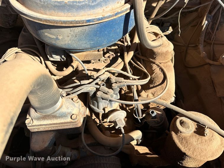 image for item DP5917 1976 Ford F750 fire truck