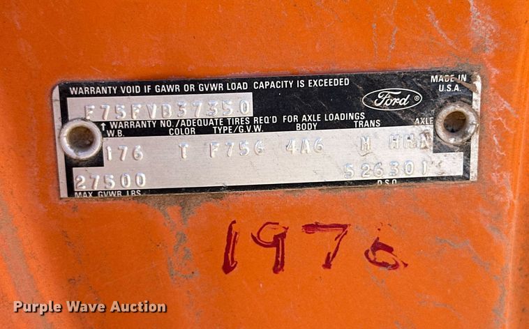 image for item DP5917 1976 Ford F750 fire truck