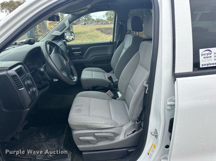 image for item DP5925 2018 Chevrolet Silverado 1500 Crew Cab pickup truck