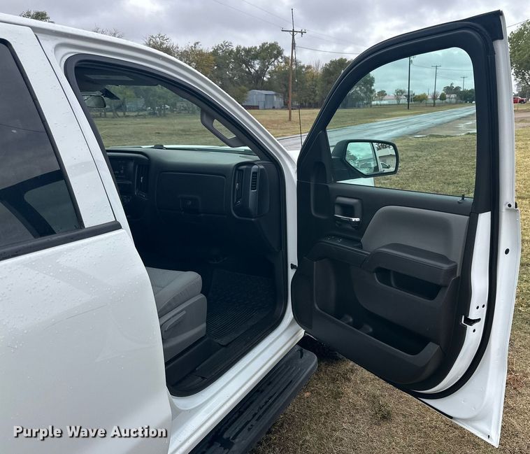 image for item DP5925 2018 Chevrolet Silverado 1500 Crew Cab pickup truck