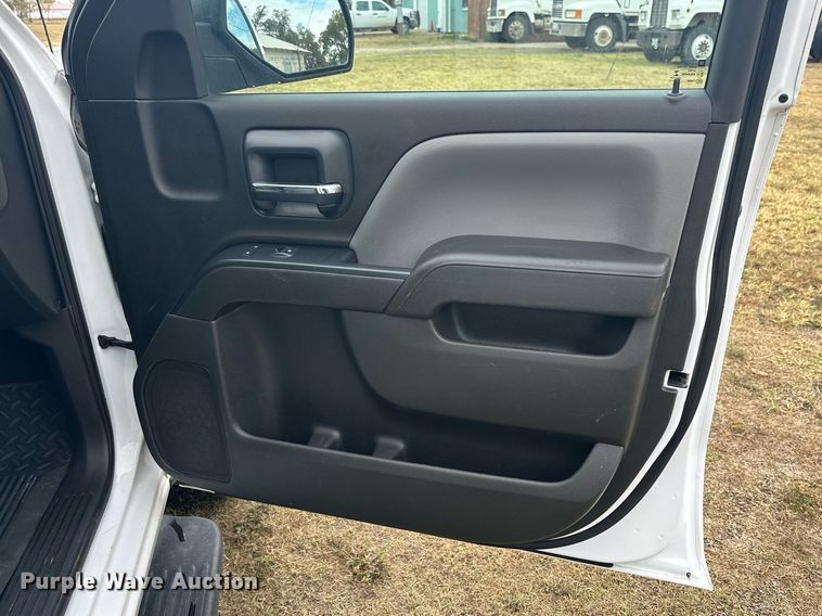 image for item DP5925 2018 Chevrolet Silverado 1500 Crew Cab pickup truck