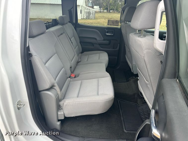 image for item DP5925 2018 Chevrolet Silverado 1500 Crew Cab pickup truck