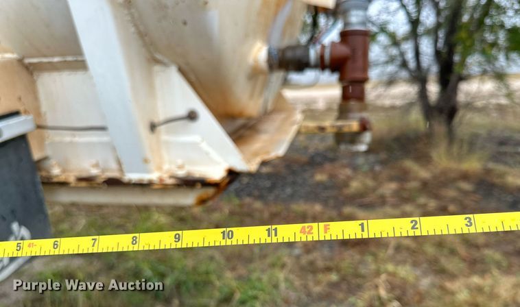 image for item DP5933 2012 Southern Vac vacuum trailer