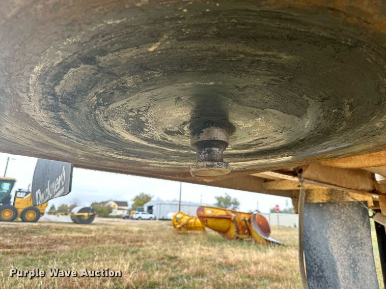 image for item DP5933 2012 Southern Vac vacuum trailer