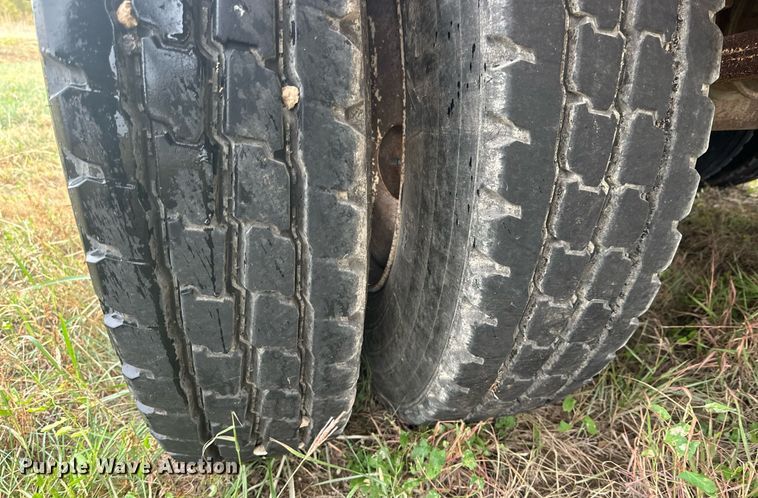 image for item DP5933 2012 Southern Vac vacuum trailer