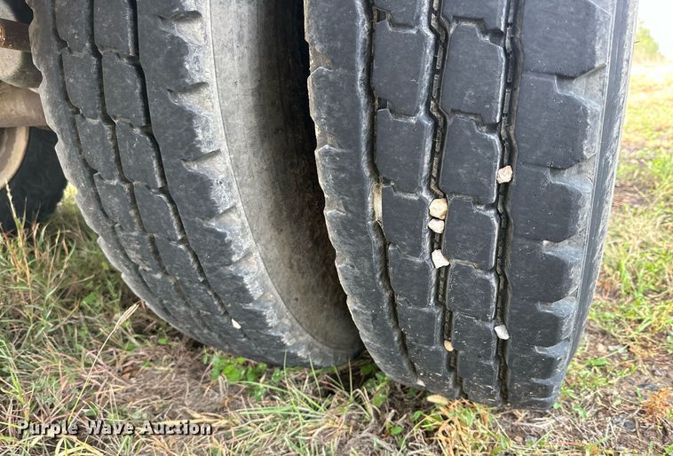 image for item DP5933 2012 Southern Vac vacuum trailer