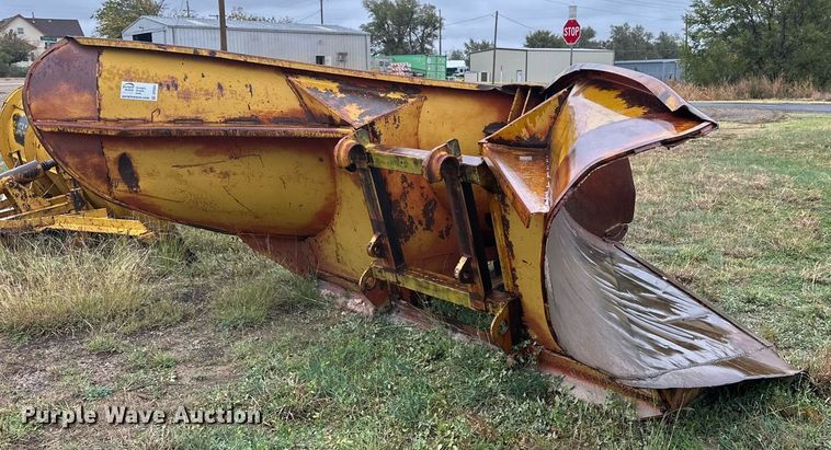 image for item DP5934 Austin Western motor grader snow plow