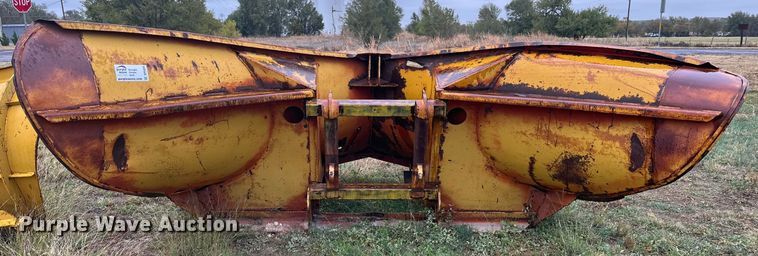 image for item DP5934 Austin Western motor grader snow plow
