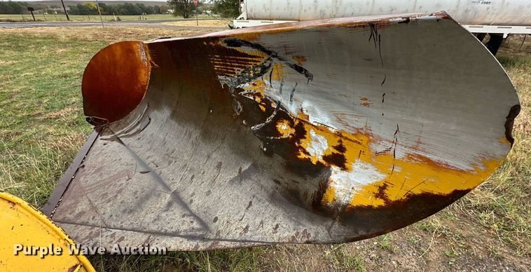 image for item DP5934 Austin Western motor grader snow plow