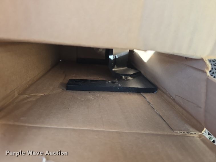 image for item DQ5285 1988 Freightliner  FL112 rescue vehicle