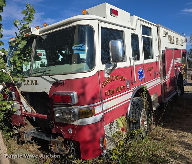 image for item DQ5286 2006 Pierce Arrow XT pumper fire truck