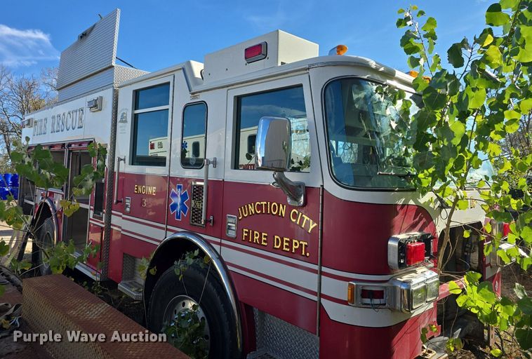 image for item DQ5286 2006 Pierce Arrow XT pumper fire truck