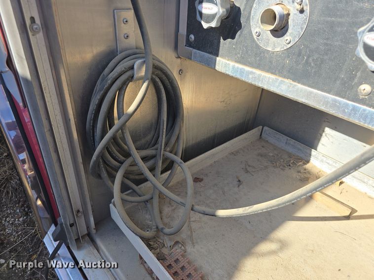 image for item DQ5286 2006 Pierce Arrow XT pumper fire truck