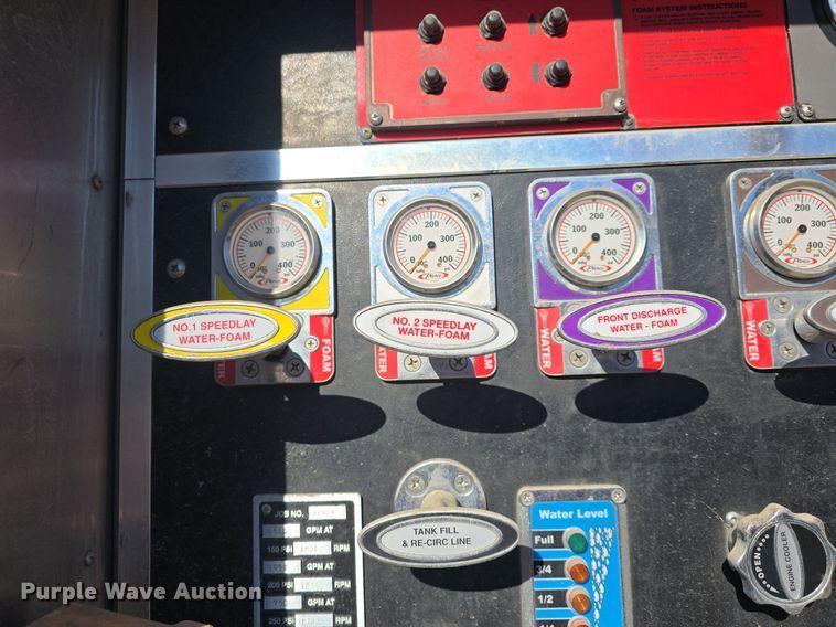 image for item DQ5286 2006 Pierce Arrow XT pumper fire truck