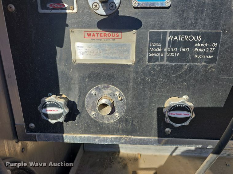 image for item DQ5286 2006 Pierce Arrow XT pumper fire truck