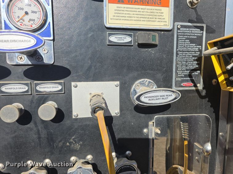 image for item DQ5286 2006 Pierce Arrow XT pumper fire truck