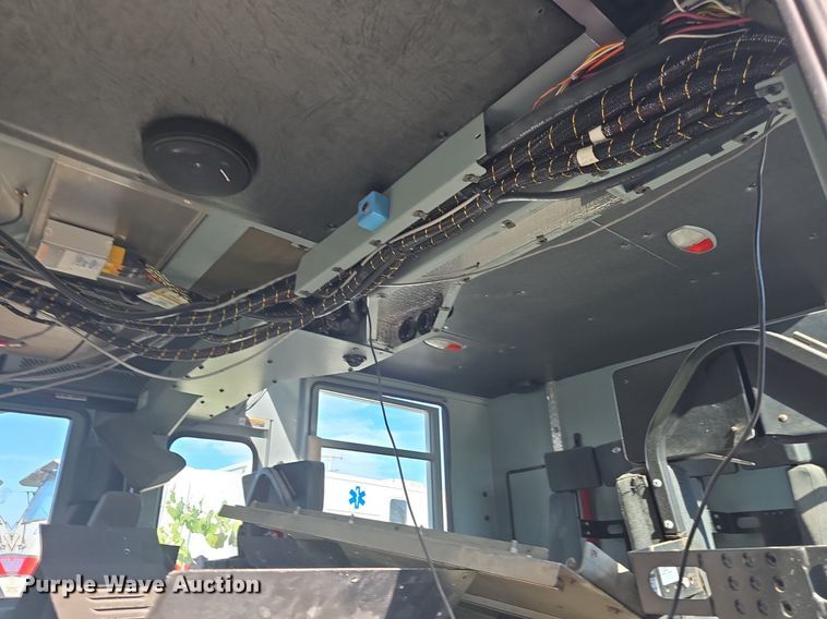 image for item DQ5286 2006 Pierce Arrow XT pumper fire truck