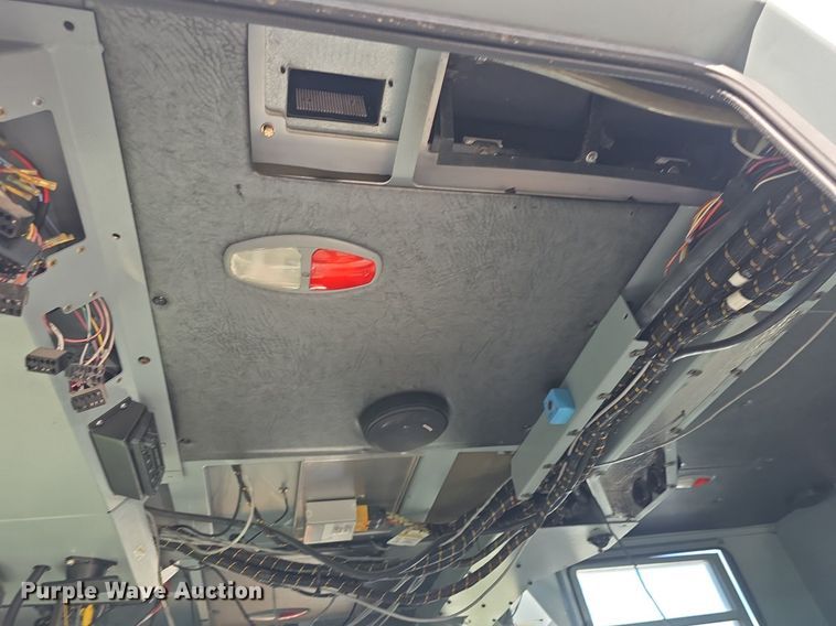 image for item DQ5286 2006 Pierce Arrow XT pumper fire truck