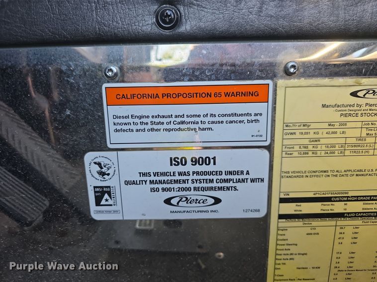 image for item DQ5286 2006 Pierce Arrow XT pumper fire truck