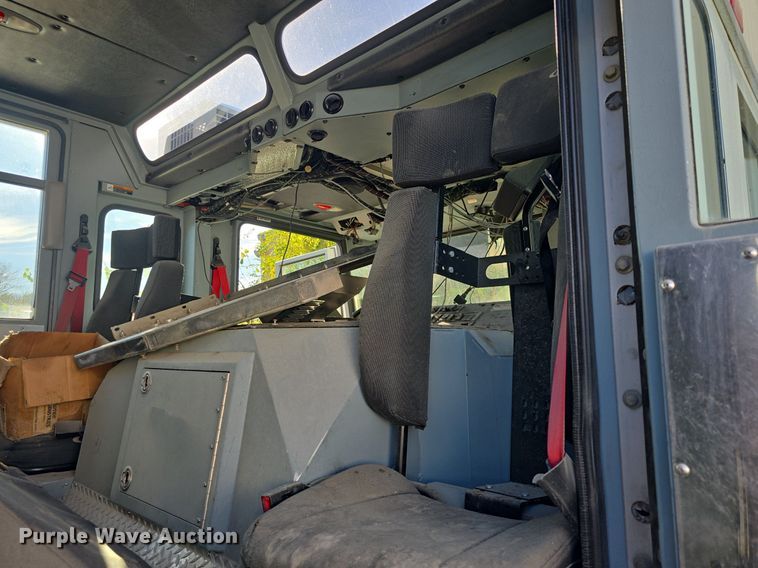 image for item DQ5286 2006 Pierce Arrow XT pumper fire truck