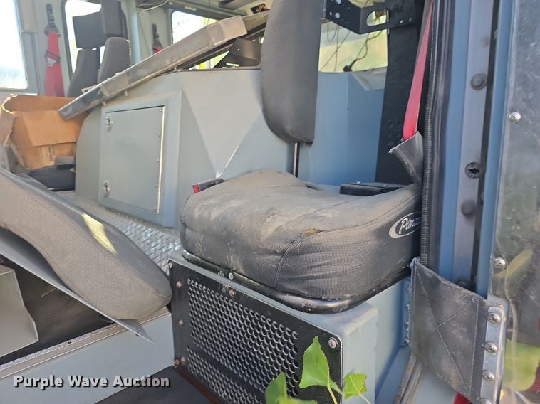 image for item DQ5286 2006 Pierce Arrow XT pumper fire truck