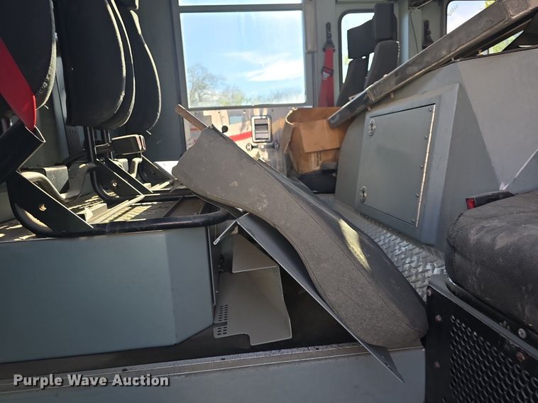 image for item DQ5286 2006 Pierce Arrow XT pumper fire truck