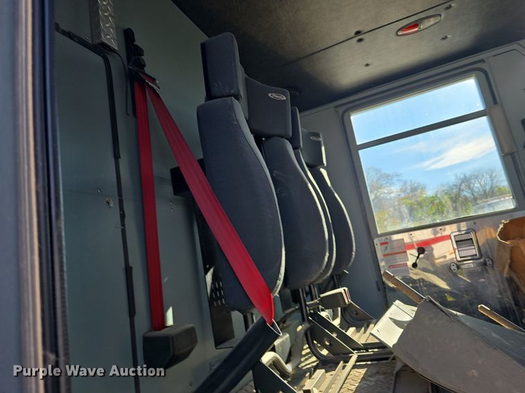 image for item DQ5286 2006 Pierce Arrow XT pumper fire truck