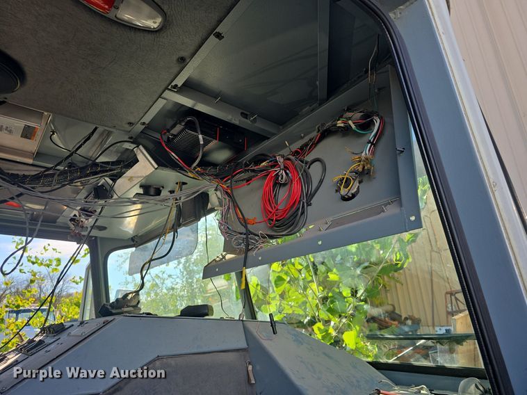 image for item DQ5286 2006 Pierce Arrow XT pumper fire truck