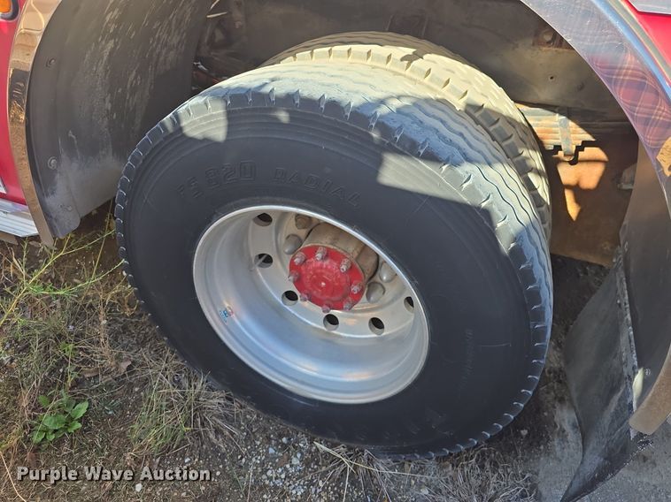 image for item DQ5286 2006 Pierce Arrow XT pumper fire truck