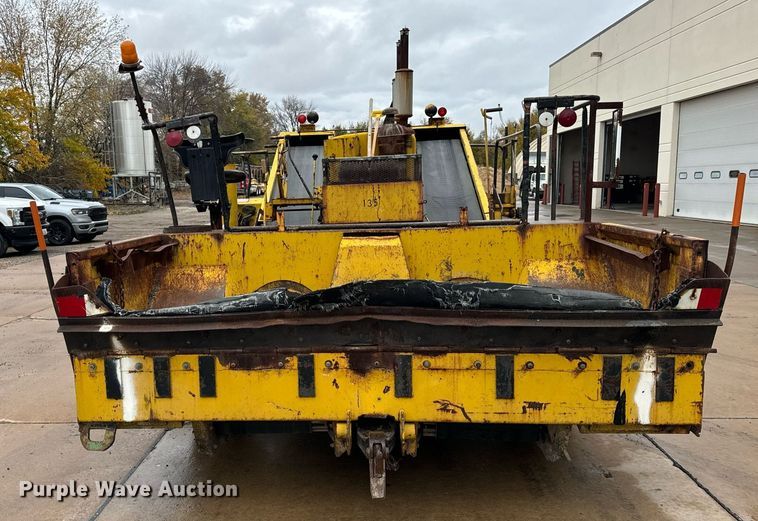 image for item DT2118 Etnyer  chip spreader