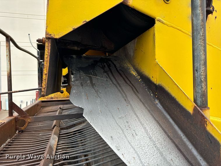 image for item DT2118 Etnyer  chip spreader