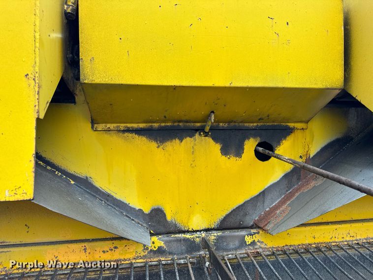 image for item DT2118 Etnyer  chip spreader