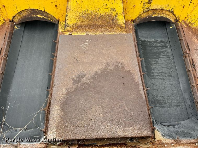 image for item DT2118 Etnyer  chip spreader