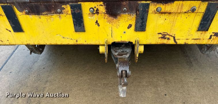 image for item DT2118 Etnyer  chip spreader