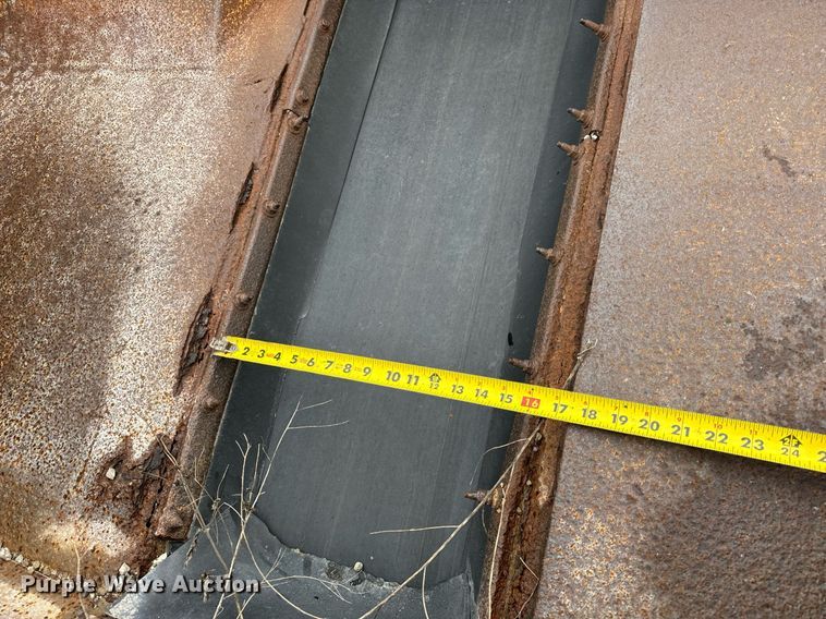 image for item DT2118 Etnyer  chip spreader