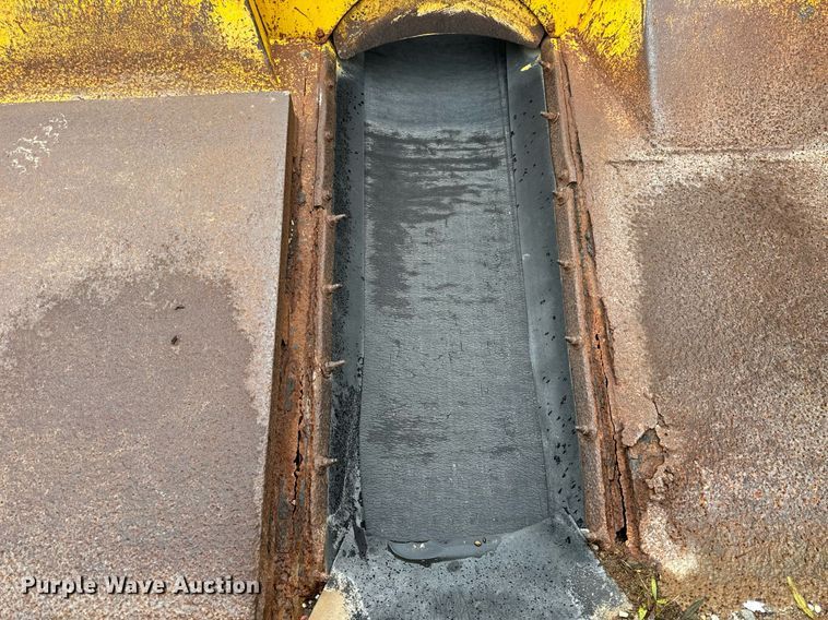 image for item DT2118 Etnyer  chip spreader