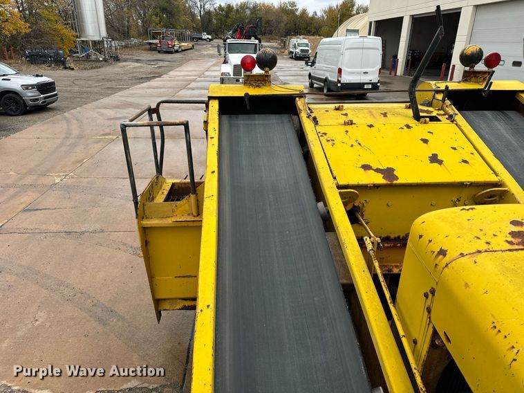 image for item DT2118 Etnyer  chip spreader