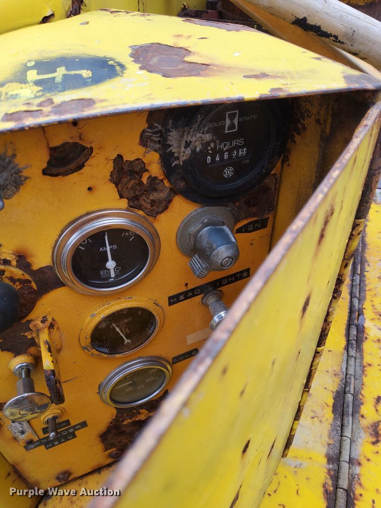 image for item DT2118 Etnyer  chip spreader