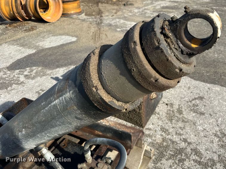 image for item DT2122 Dump bed hoist 