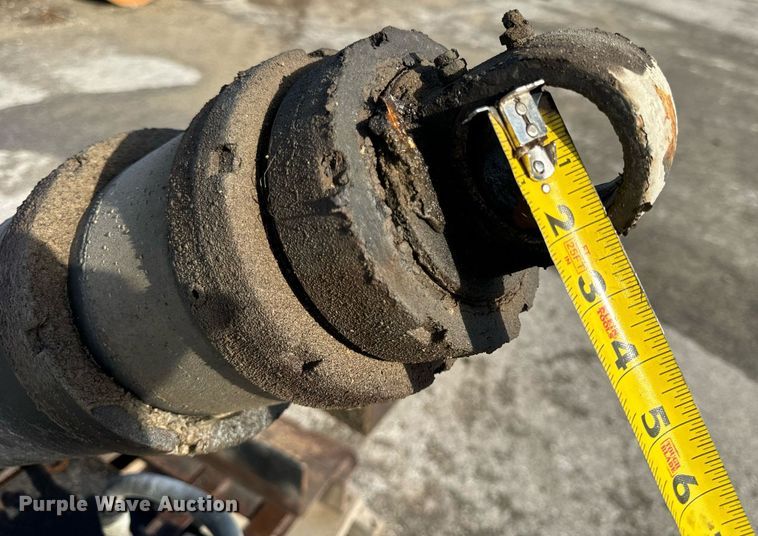 image for item DT2122 Dump bed hoist 