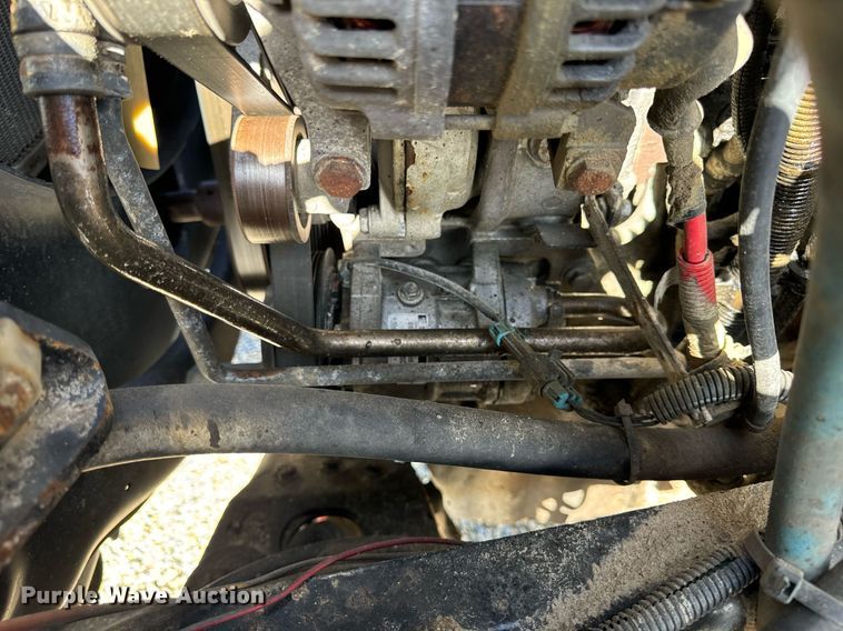 image for item DT2123 2009 Sterling L9500 truck cab and chassis