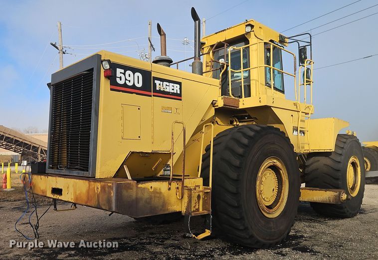 image for item DT7541 1995 Caterpillar 990 dozer