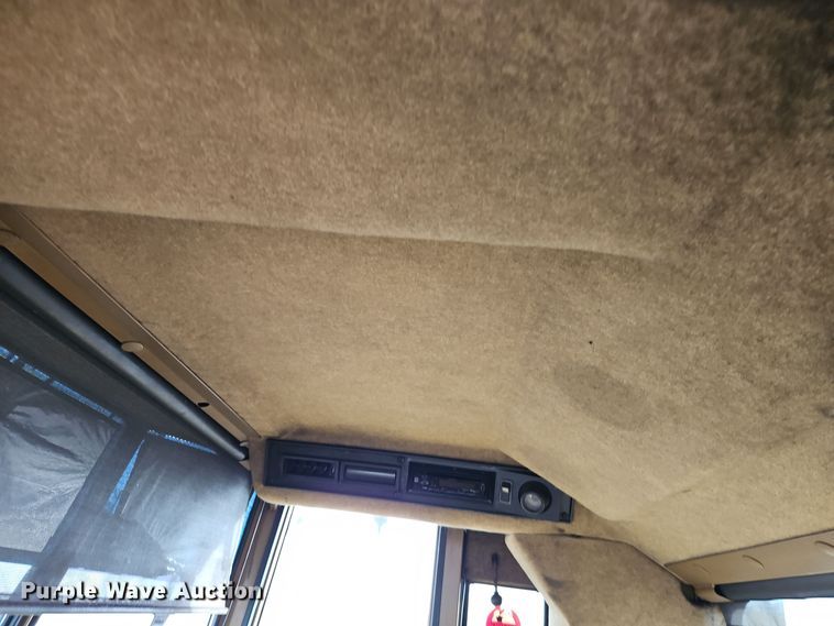 image for item DT7541 1995 Caterpillar 990 dozer