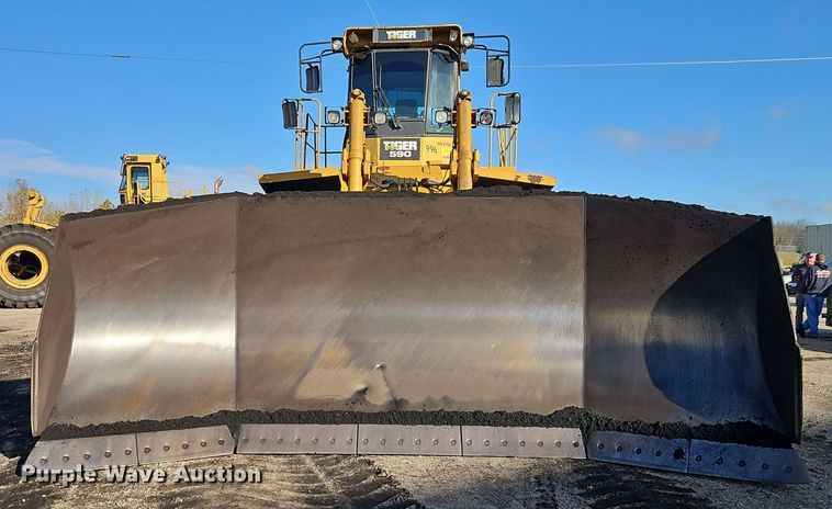 image for item DT7542 1995 Caterpillar 990 dozer