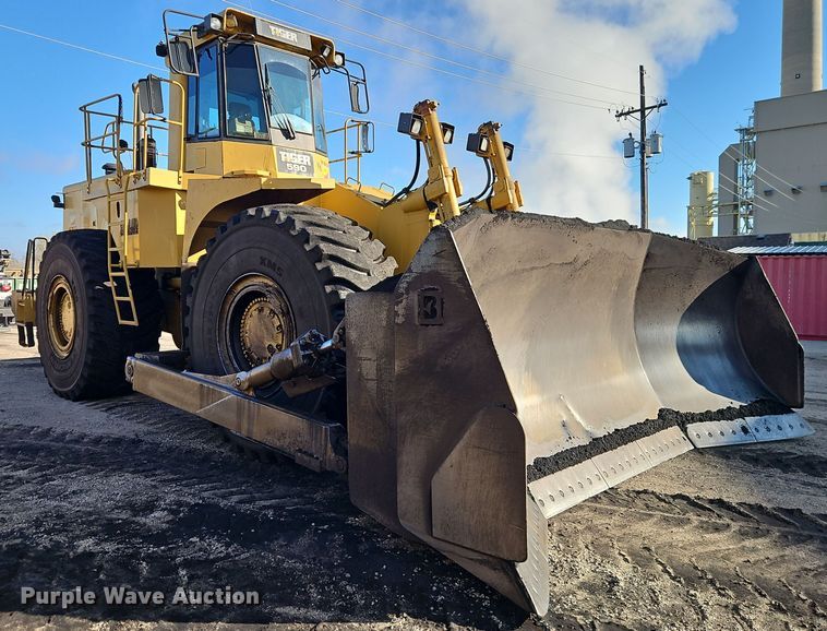 image for item DT7542 1995 Caterpillar 990 dozer