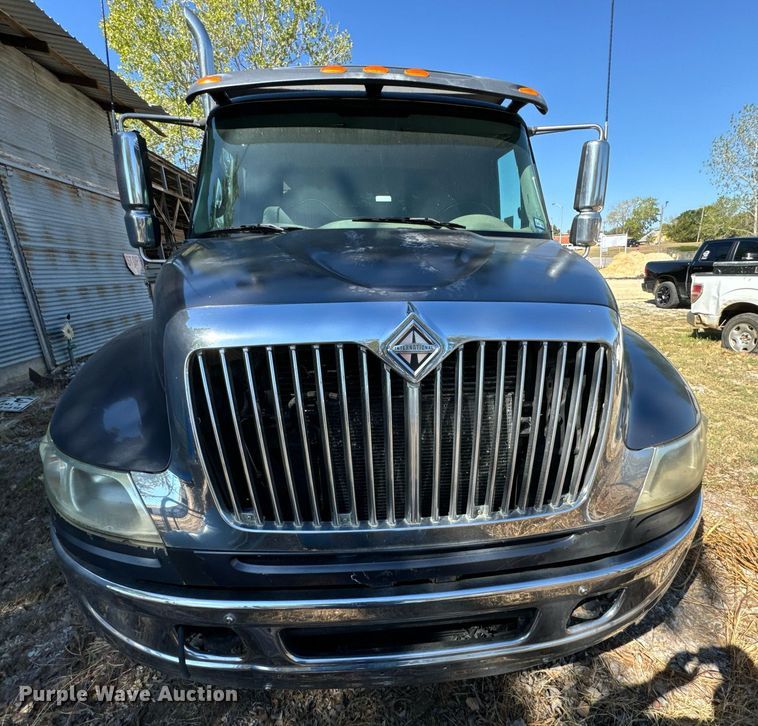 image for item DU3030 2007 International  4400 dump truck