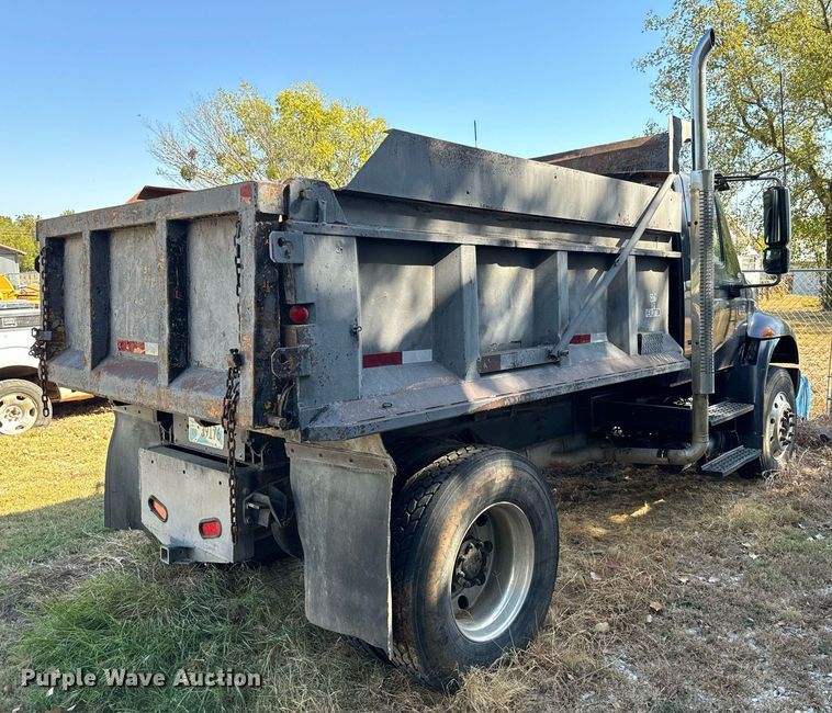 image for item DU3030 2007 International  4400 dump truck